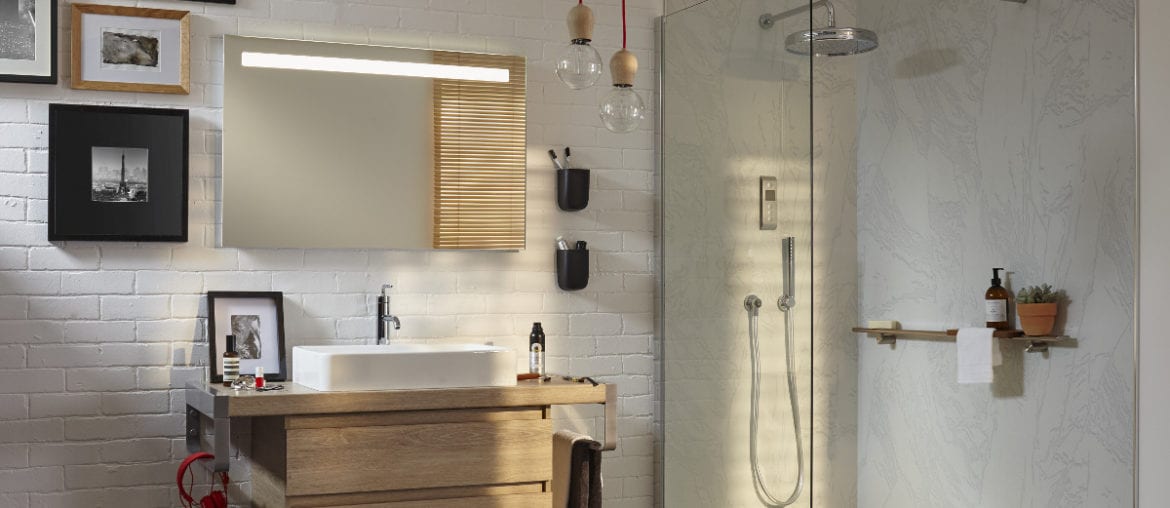 4 практичных декоративных решения для обновления стен ванной комнаты